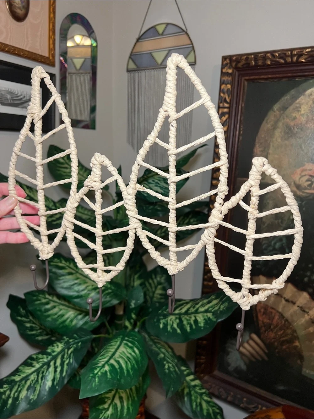 Vintage Boho Rattan Leaf Wall Hook Coat Rack